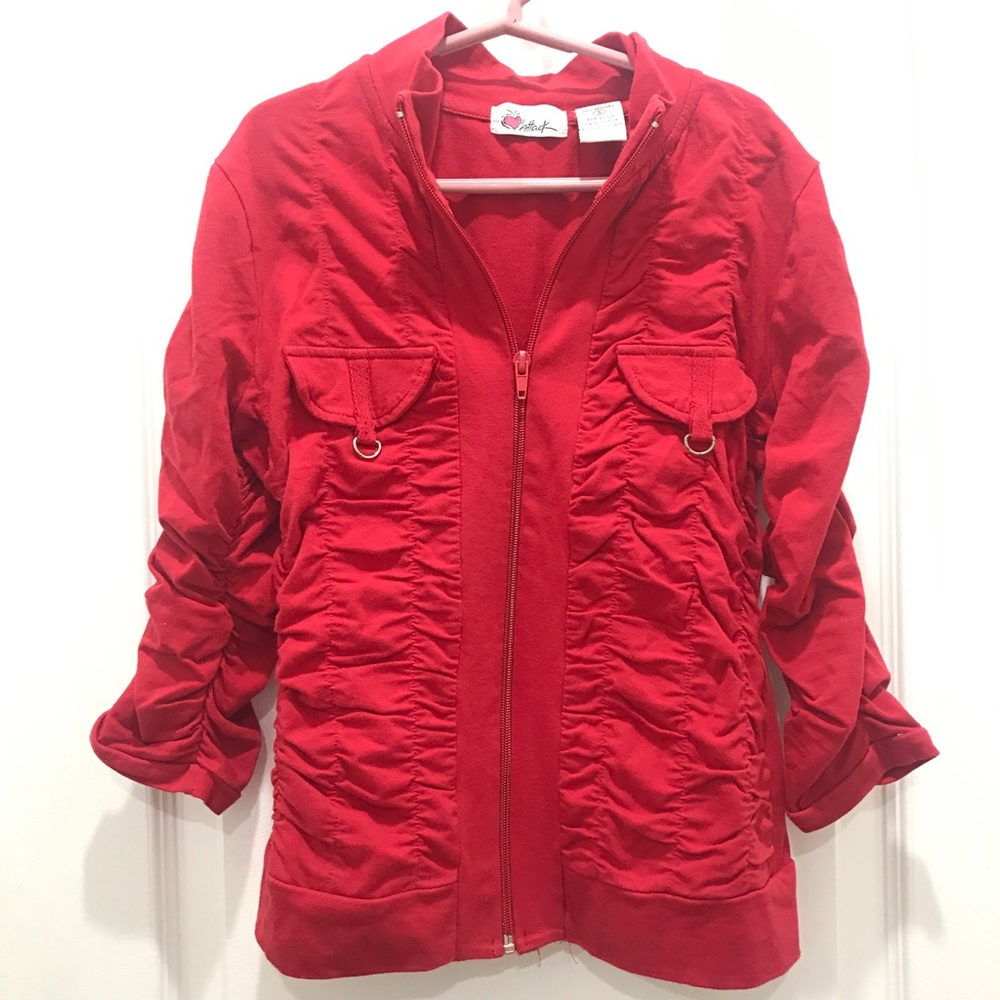 🔹2 for $9🔹Heart Attack Retro Ruched Red Zipup